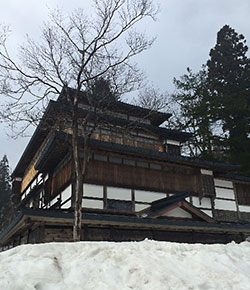 雪が残る風景　秋田県羽後町　マチガク　まちの学校