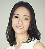 東　小雪